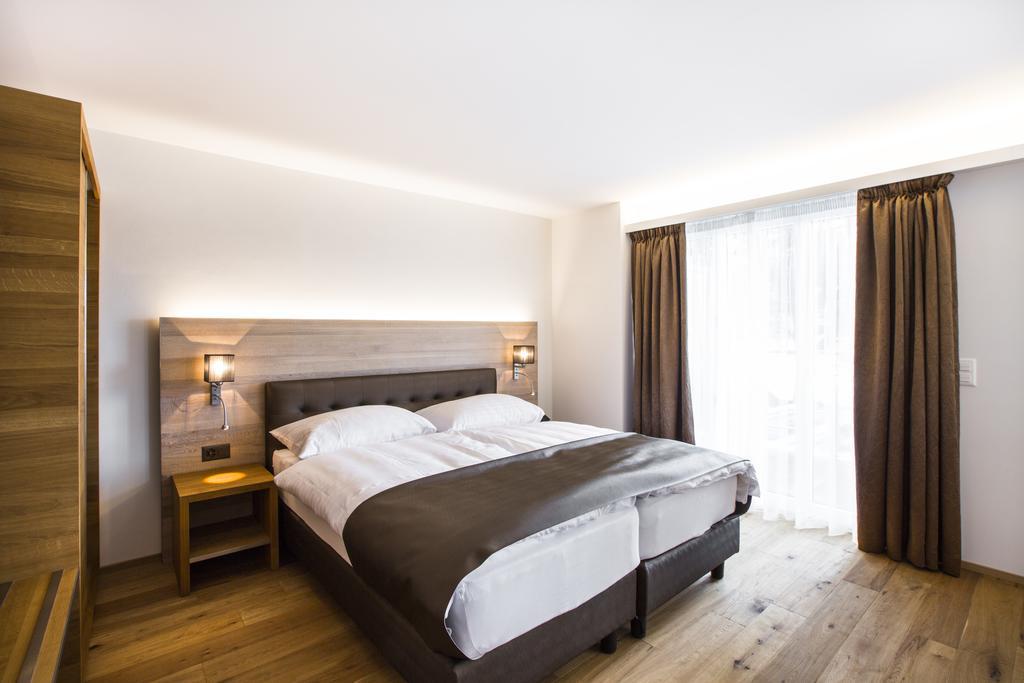 Romantik Hotel Le Vignier Avry-devant-Pont Δωμάτιο φωτογραφία
